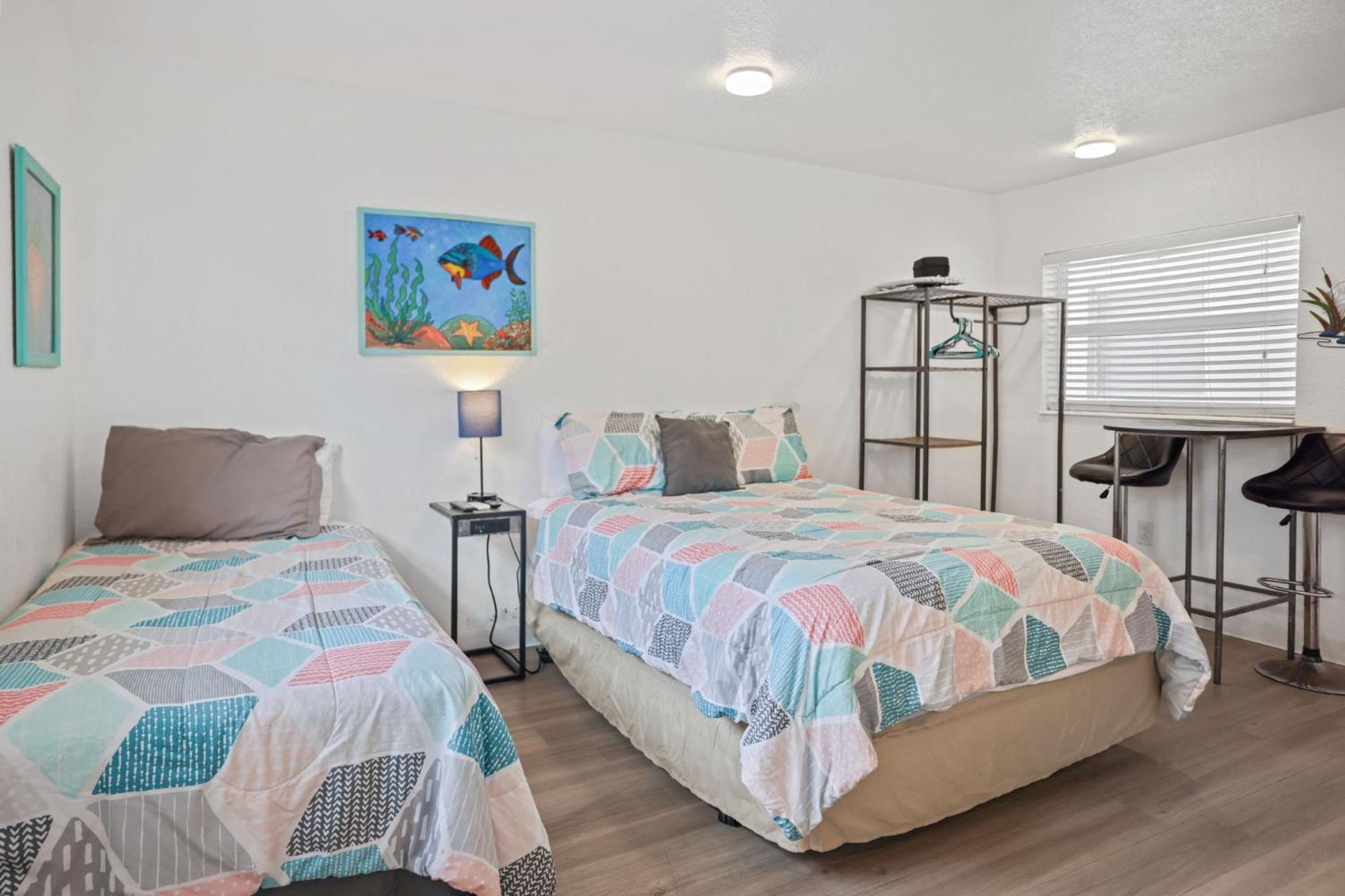 Sun Island Motel St. Pete Beach Esterno foto