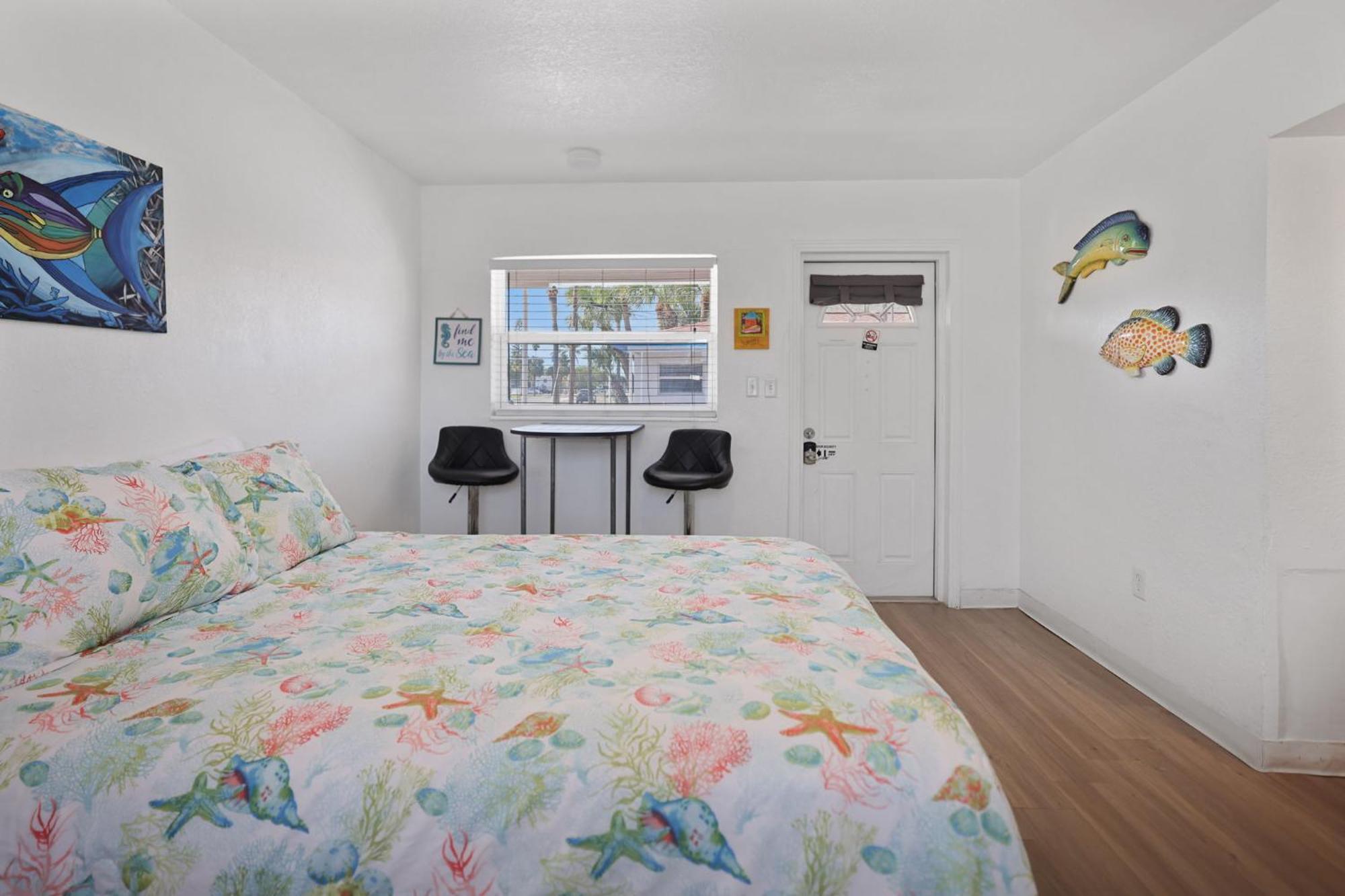 Sun Island Motel St. Pete Beach Esterno foto