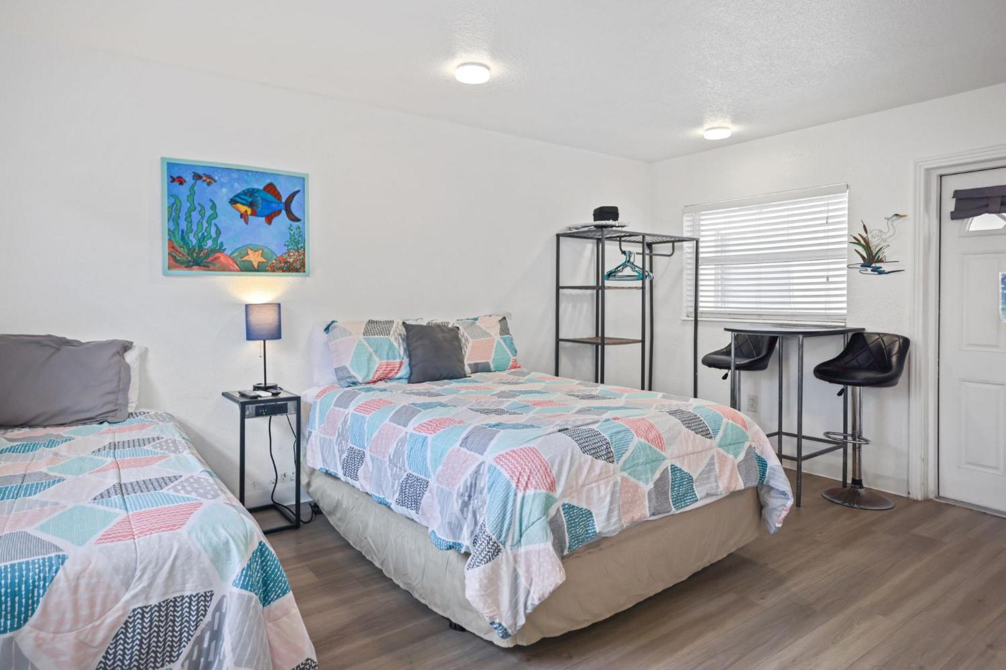 Sun Island Motel St. Pete Beach Esterno foto