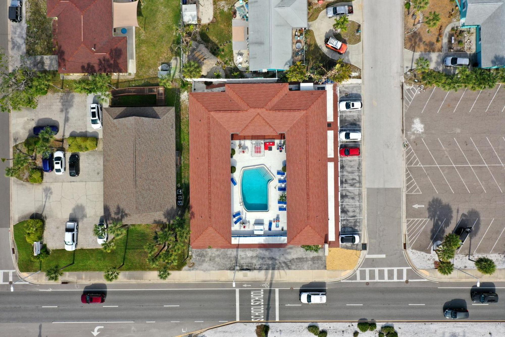 Sun Island Motel St. Pete Beach Esterno foto