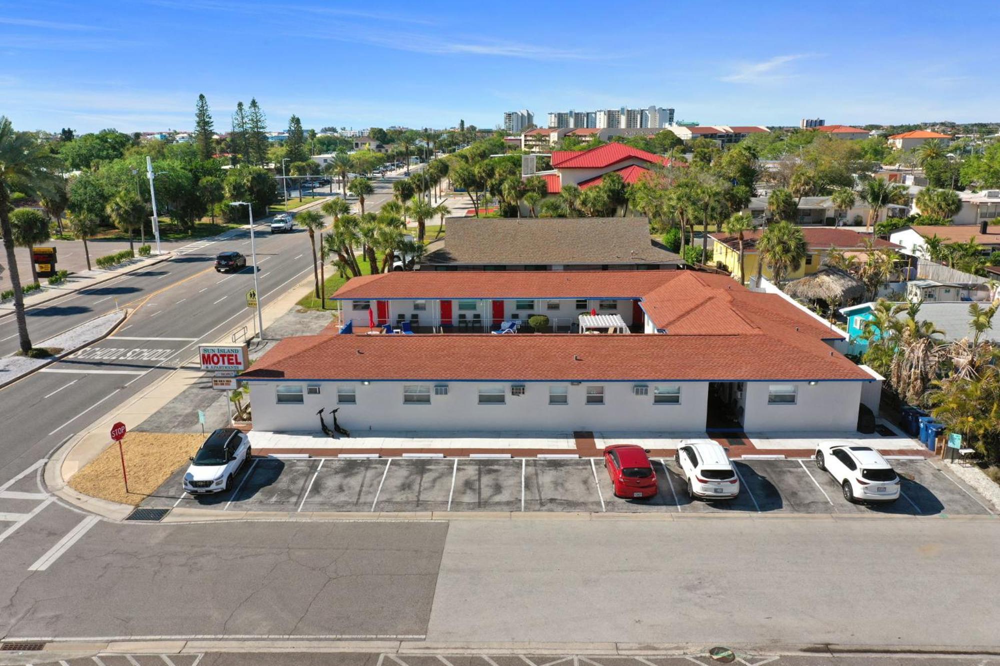 Sun Island Motel St. Pete Beach Esterno foto